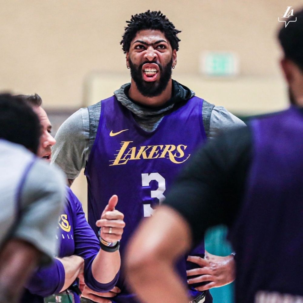 开云-Faker赛事官方发布爆冷新规，湖人争议不断！的简单介绍